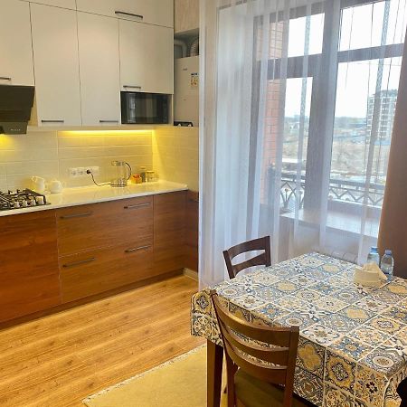 Spacious Apartment In New Building, Near The City Center And Airport Tasjkent Eksteriør billede
