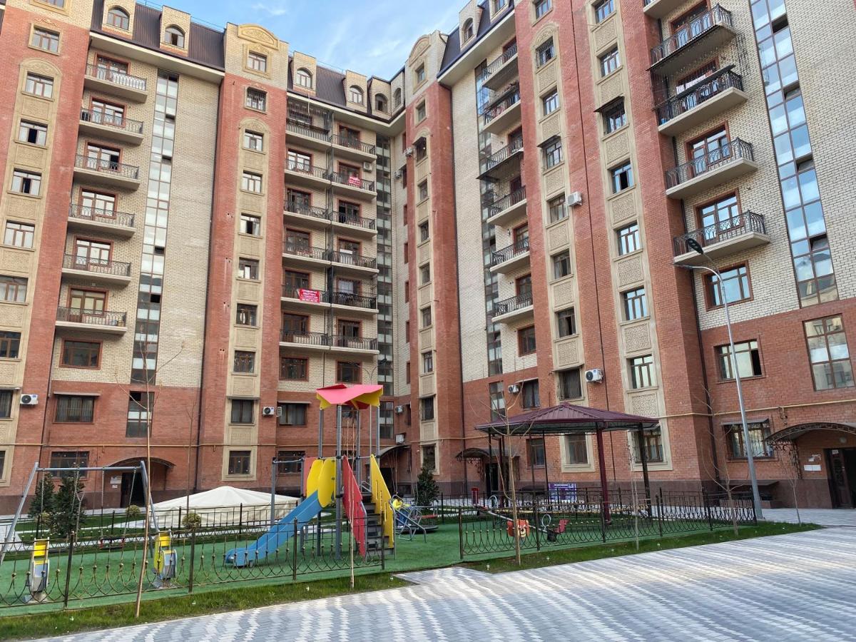 Spacious Apartment In New Building, Near The City Center And Airport Tasjkent Eksteriør billede