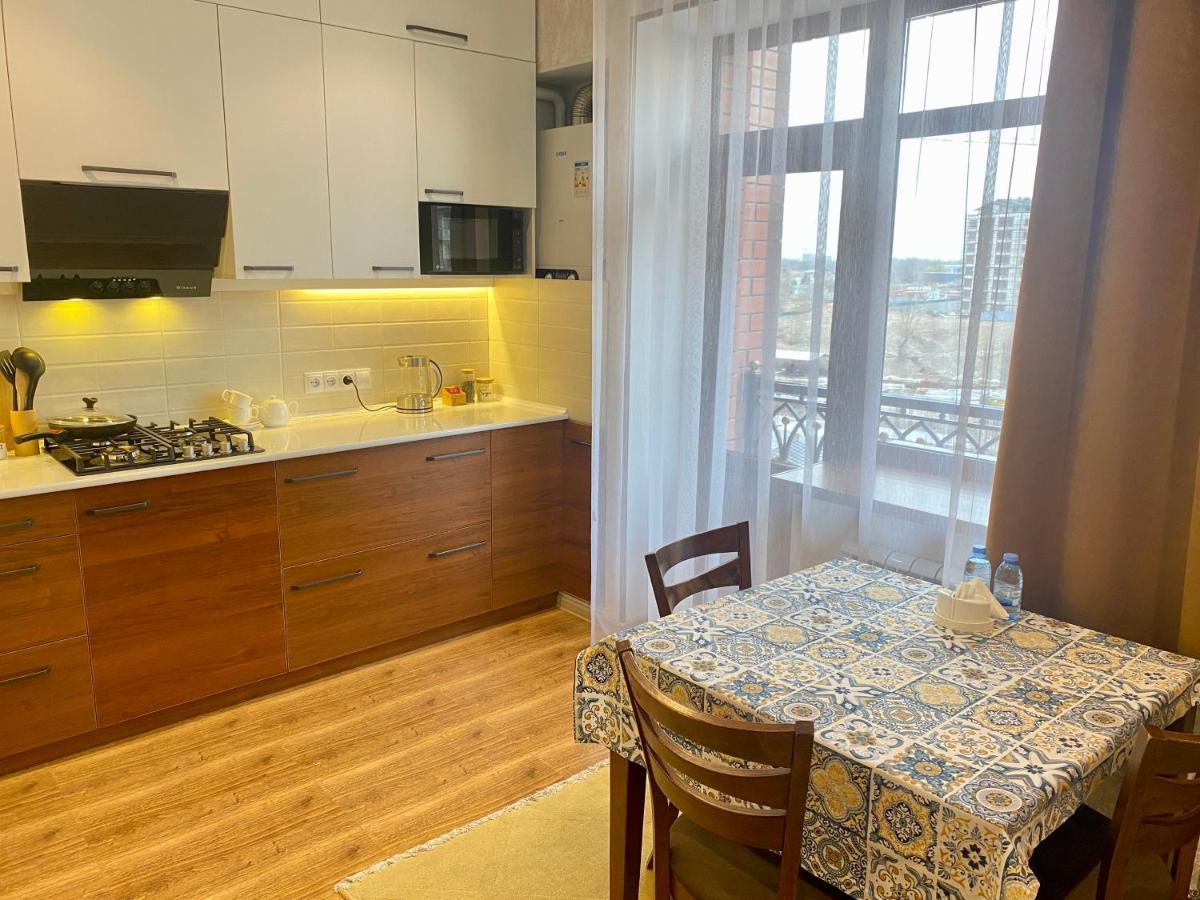 Spacious Apartment In New Building, Near The City Center And Airport Tasjkent Eksteriør billede
