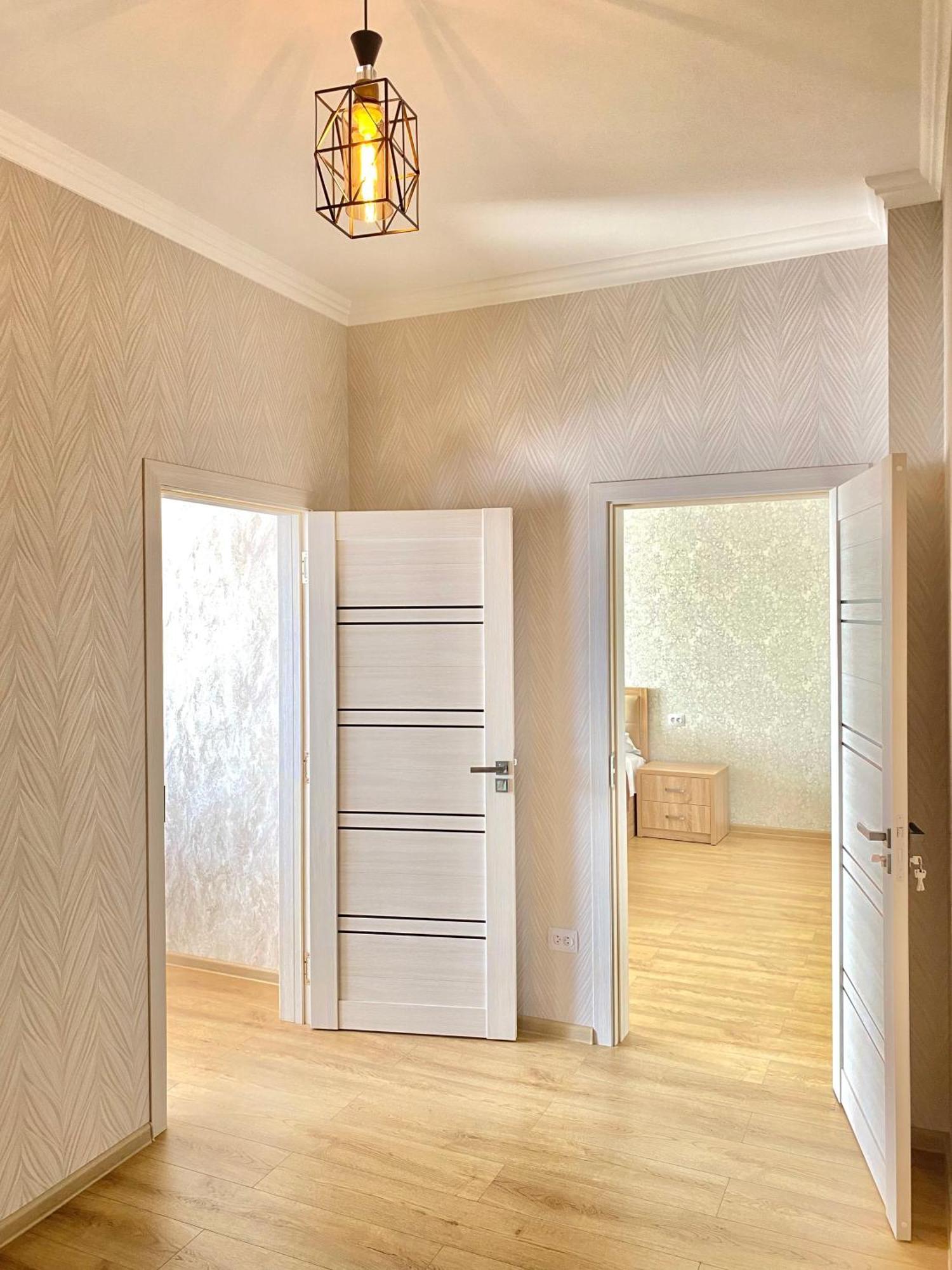 Spacious Apartment In New Building, Near The City Center And Airport Tasjkent Eksteriør billede