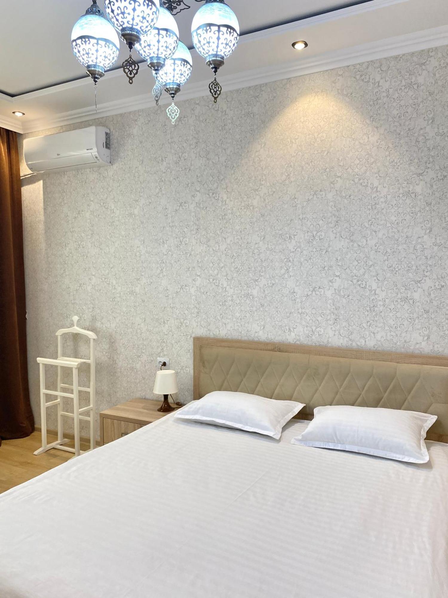 Spacious Apartment In New Building, Near The City Center And Airport Tasjkent Eksteriør billede